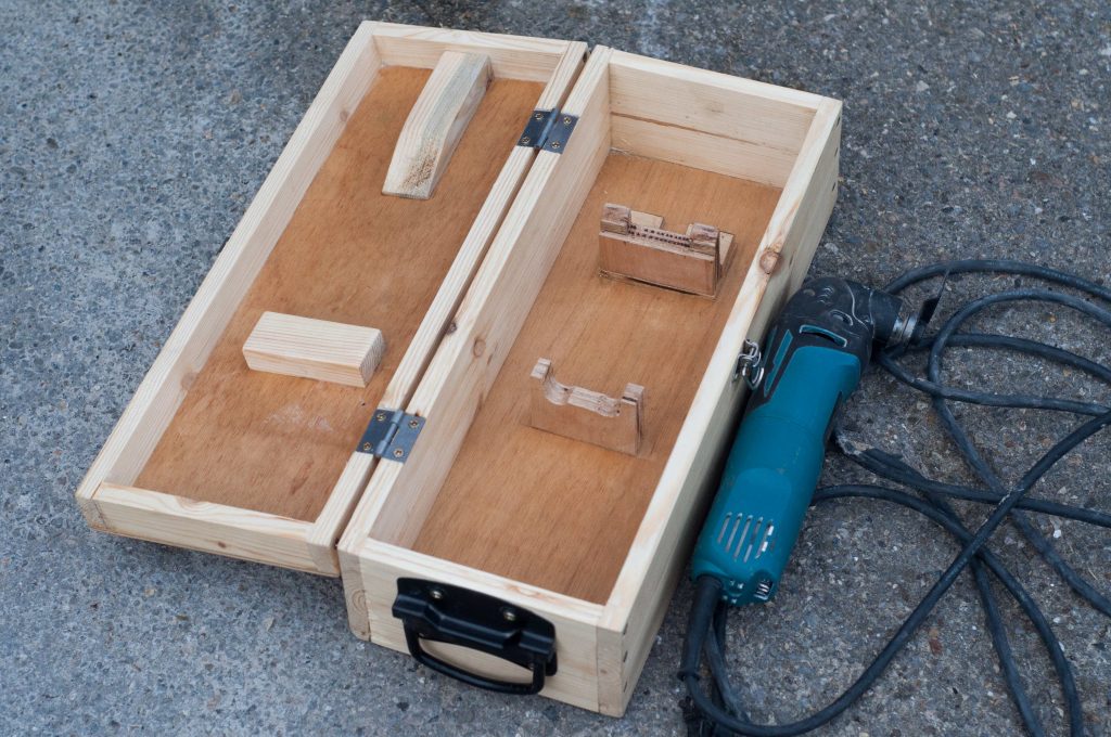 Power tool box Wood Newt