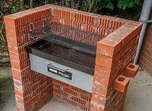 Suggested brick construction method.